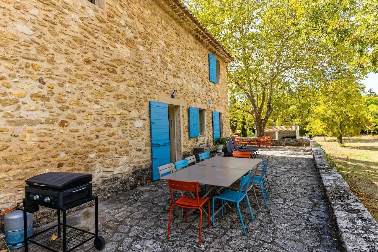 Villa Spacieuse Avec Jardin A Saignon