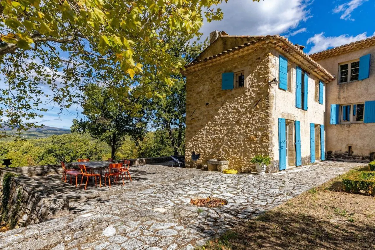 Villa Spacieuse Avec Jardin A Saignon